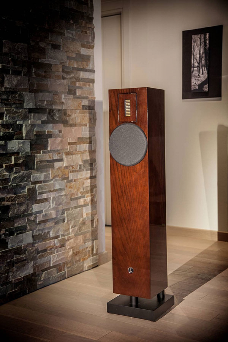 Sigma Acoustics M 8